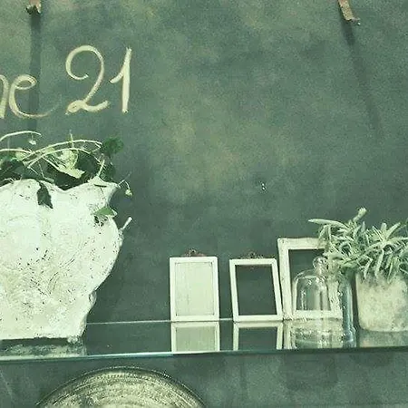 Fiori 21 Bed & Breakfast *